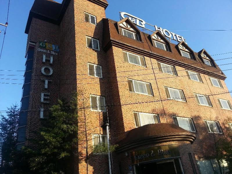 Green And Blue Hotel Pyeongchang Esterno foto